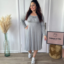 Charger l'image dans la galerie, Robe côtelée patineuse grise - CRÉATION PULPEUSE ET CHIC