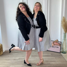 Charger l'image dans la galerie, Robe côtelée patineuse grise - CRÉATION PULPEUSE ET CHIC