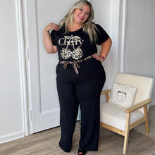 Charger l'image dans la galerie, T-shirt cherry noir détail léopard en coton