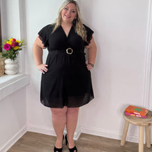 Charger l'image dans la galerie, Robe courte chic noire col plissé - Précommande expédition jeudi 19 mars