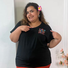 Charger l'image dans la galerie, T-shirt bloom coloré noir en coton