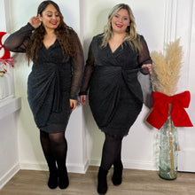 Charger l'image dans la galerie, Robe brillante argentée chic - DISPONIBLE EN COULEUR MARINE