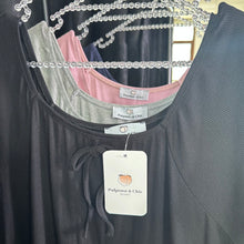 Charger l'image dans la galerie, Robe côtelée patineuse grise - CRÉATION PULPEUSE ET CHIC