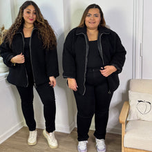 Charger l'image dans la galerie, Veste polaire à col montant noir