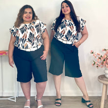 Charger l'image dans la galerie, Blouse fluide imprimé marron et noir
