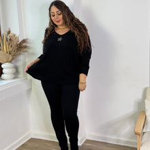 Charger l'image dans la galerie, Pull détail étoile noir