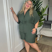 Charger l'image dans la galerie, Combishort col chemise kaki