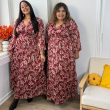 Charger l'image dans la galerie, Robe longue floraison bordeaux
