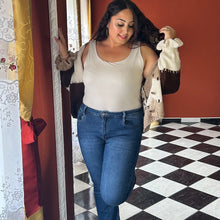 Charger l'image dans la galerie, Débardeur avec doublure poitrine intégrée crème/blanc