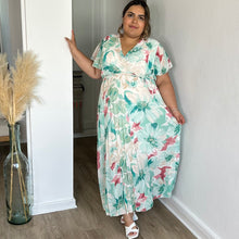 Charger l'image dans la galerie, Robe longue vert d’eau effet plissé
