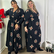 Charger l'image dans la galerie, Robe longue noire brodée de fleurs