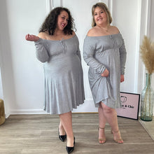Charger l'image dans la galerie, Robe côtelée patineuse grise - CRÉATION PULPEUSE ET CHIC