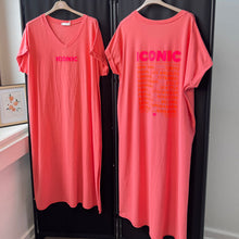 Charger l'image dans la galerie, Robe t-shirt longue iconic corail
