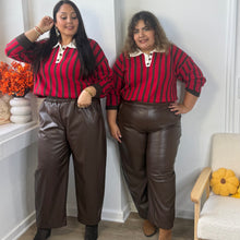 Charger l'image dans la galerie, Pantalon similicuir marron
