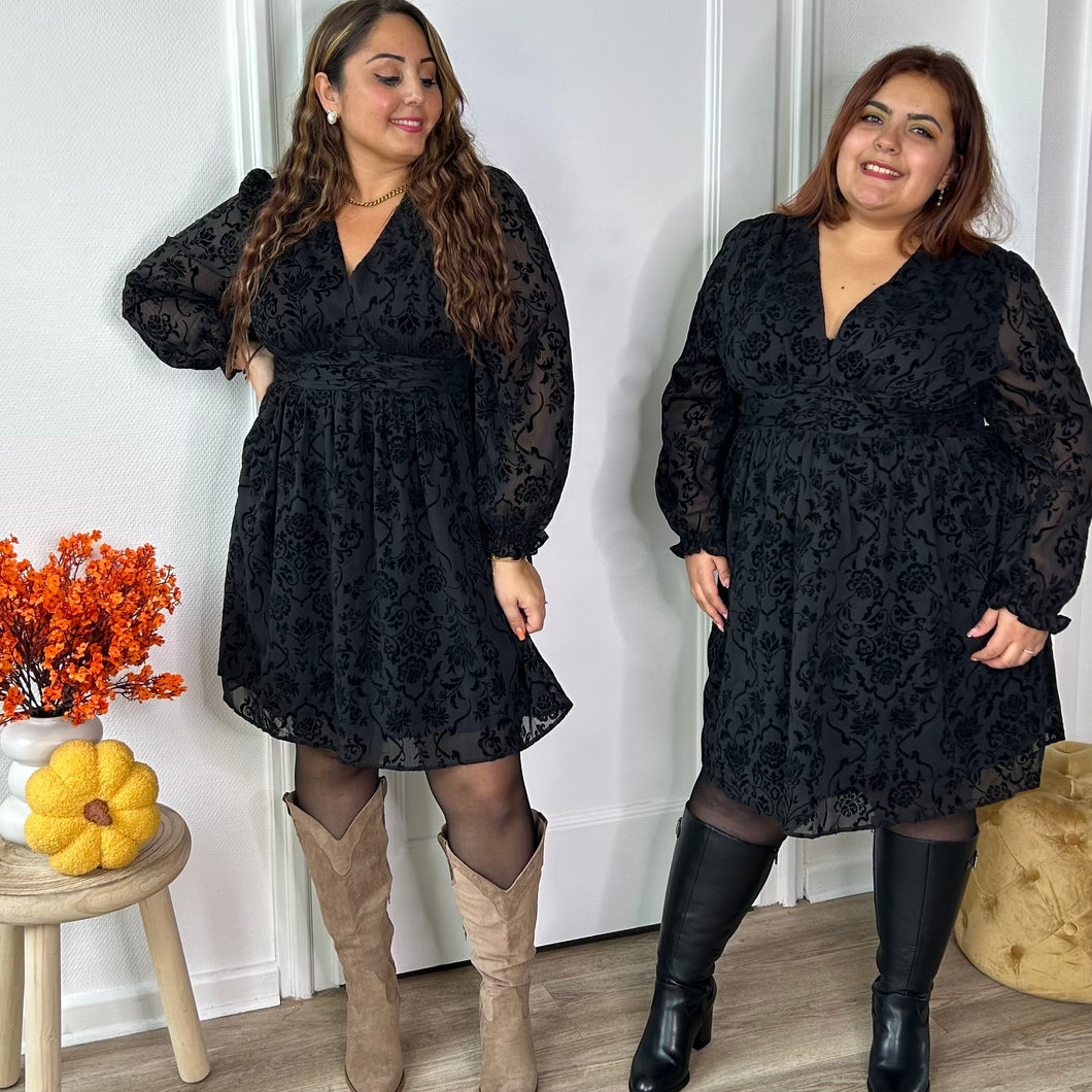 Robe courte élégante brodée noire - RÉASSORT DES TAILLES MANQUANTES DÉBUT NOVEMBRE