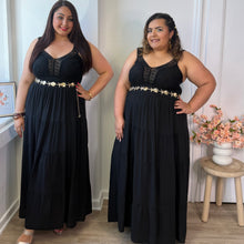 Charger l'image dans la galerie, ⁠Robe longue dentelle élégance noire
