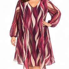 Charger l'image dans la galerie, ⁠Robe plissée à imprimé abstrait noir et bordeaux - précommande en Bordeaux (voir photo)
