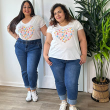 Charger l&#39;image dans la galerie, T-shirt coeur de coquillages en coton
