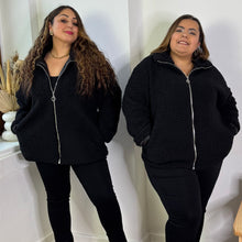 Charger l'image dans la galerie, Veste polaire à col montant noir
