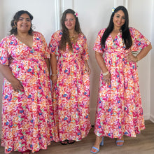 Charger l'image dans la galerie, Robe longue capri bloom - édition limitée
