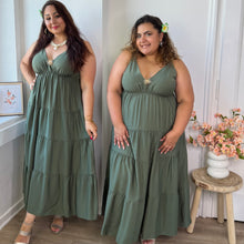 Charger l'image dans la galerie, ⁠Robe fines bretelles et broche kaki
