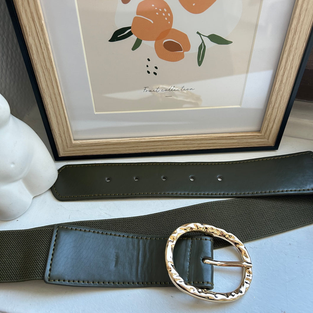 Ceinture élastique à boucle ronde dorée